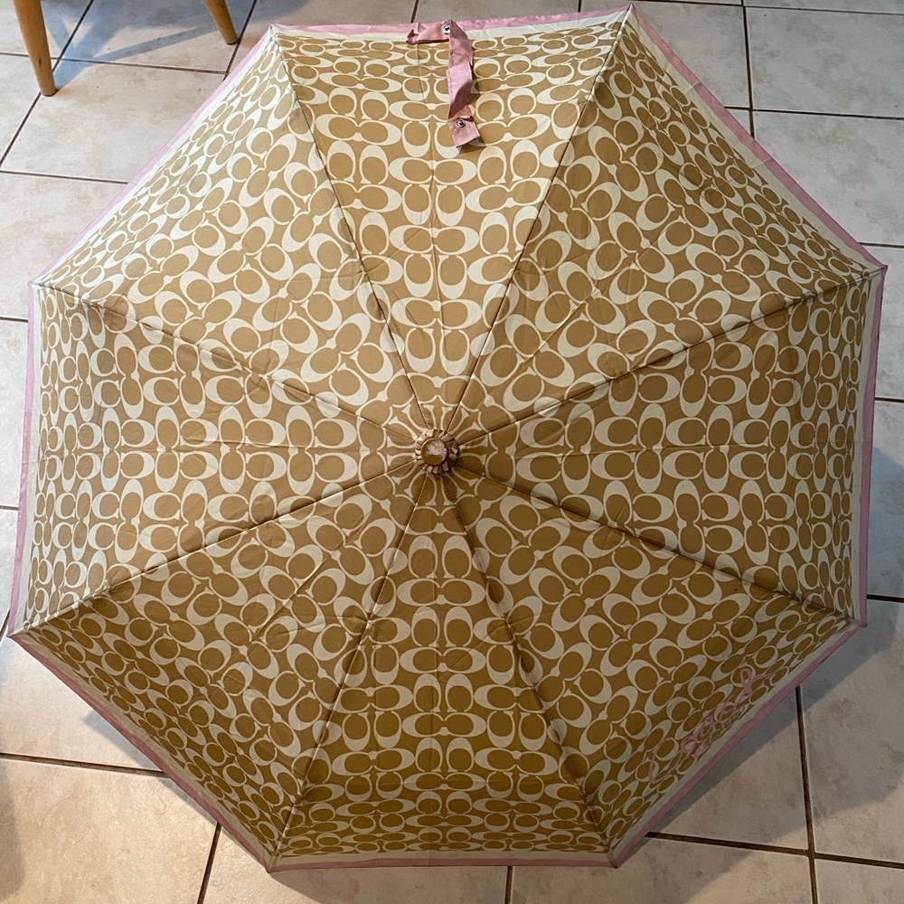 Coach umbrella